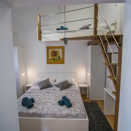 Ni-sa Apartment Smrdelje