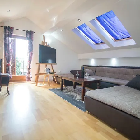 Ni-sa Apartment Smrdelje