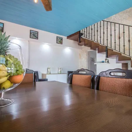 Ni-sa Apartment *